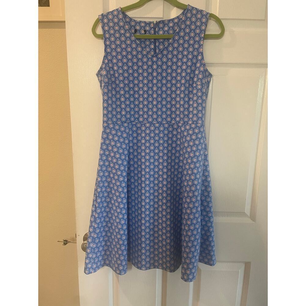 Talbots Fit & Flare Dress Sleeveless Blue Printed Ponte Knit V Neck Med Petite